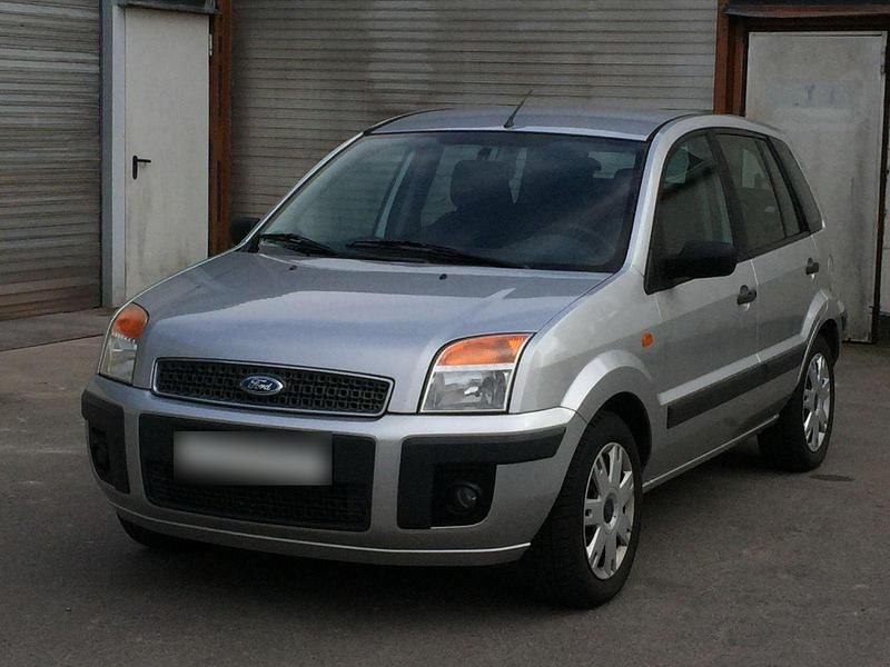 Gebraucht Ford Fusion S 75 PS (55 kW) 2007 Grau Kleinwagen