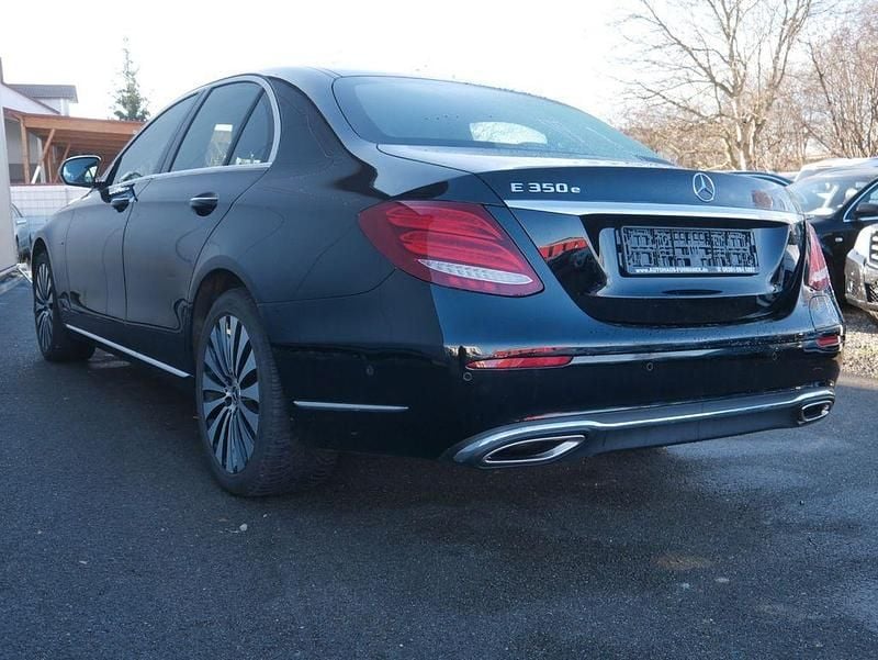 Gebraucht Mercedes E350 286 PS (210 kW) 2017 Schwarz Limousine