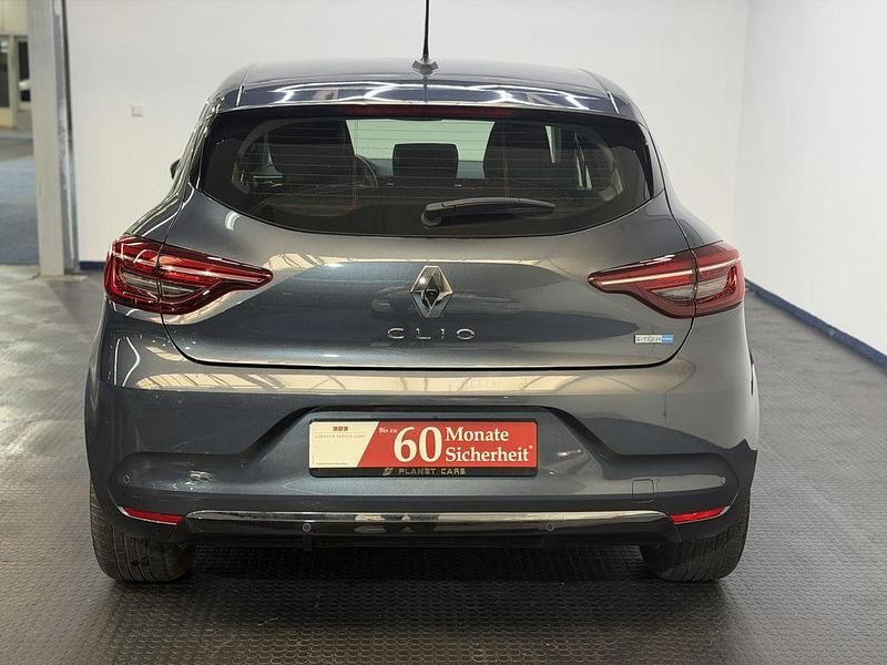 Gebraucht Renault Clio V Intens 91 PS (66 kW) 2022 Titangrau Limousine