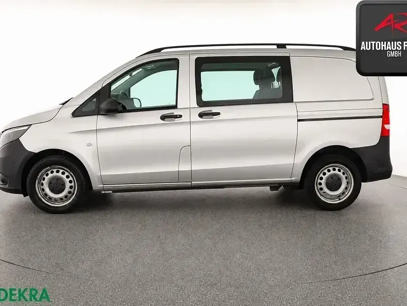 Gebraucht Mercedes Vito 136 PS (100 kW) 2021 Brillantsilber Van