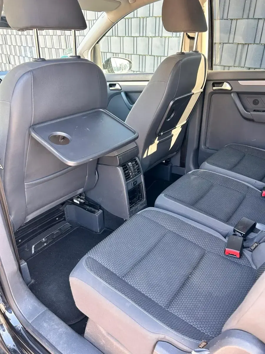 Gebraucht VW Touran 2012 Schwarz Van / Kleinbus