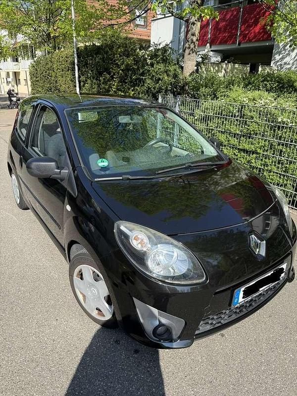 Second-hand Renault Twingo Expression 76 CP (55 kW) 2010 Hatchback