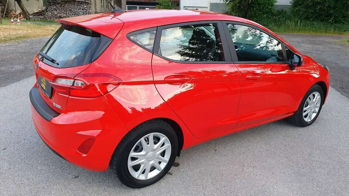 Gebraucht Ford Fiesta Cool & Connect 75 PS (55 kW) 2020 Rot Kleinwagen