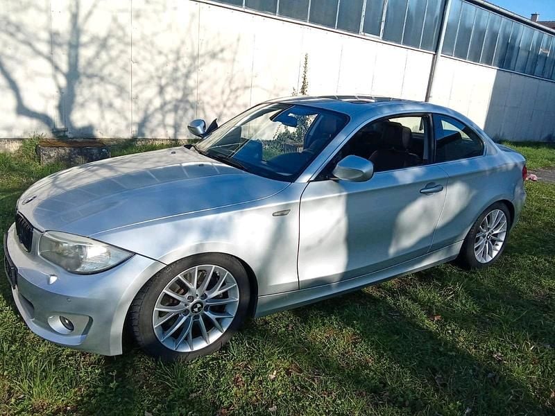 Gebraucht BMW 123 Coupé 204 PS (150 kW) 2011 Silber Coupé
