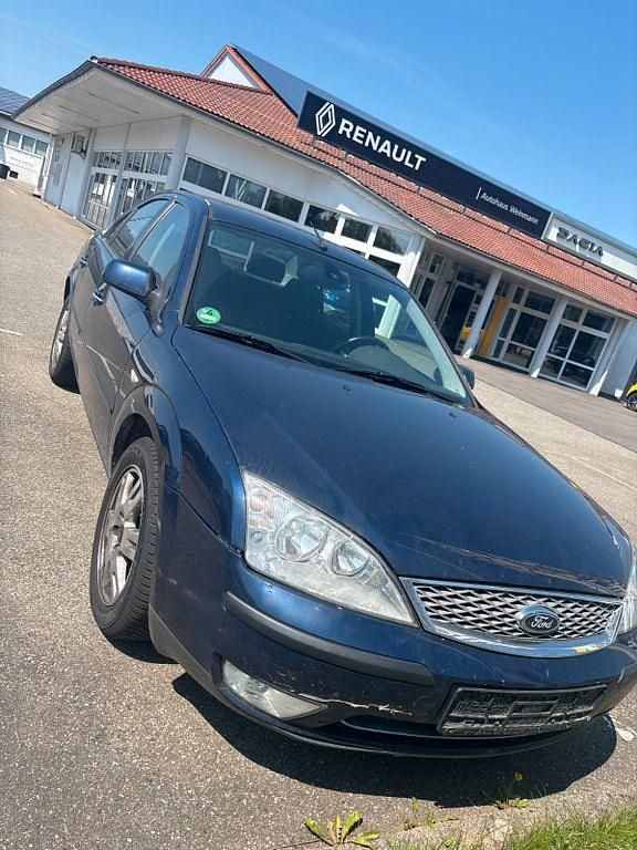Blau Gebraucht 2003 Ford Mondeo Ghia Limousine | 1.100 € (Guter Preis) - Bild 1/4