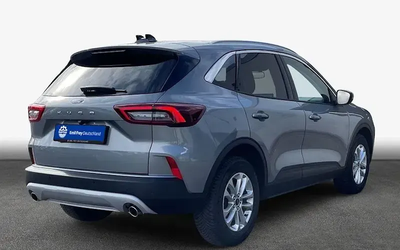 Gebraucht Ford Kuga Titanium 150 PS (110 kW) 2025 Silber SUV