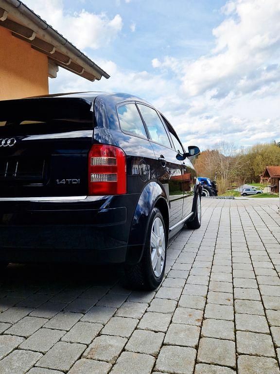 Gebraucht Audi A2 75 PS (55 kW) 2001 Blau Kleinwagen