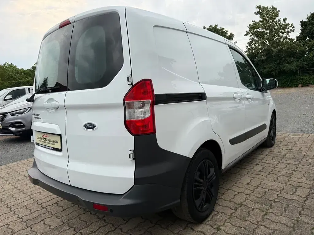Gebraucht Ford Transit Trend 95 PS (69 kW) 2018 Weiß