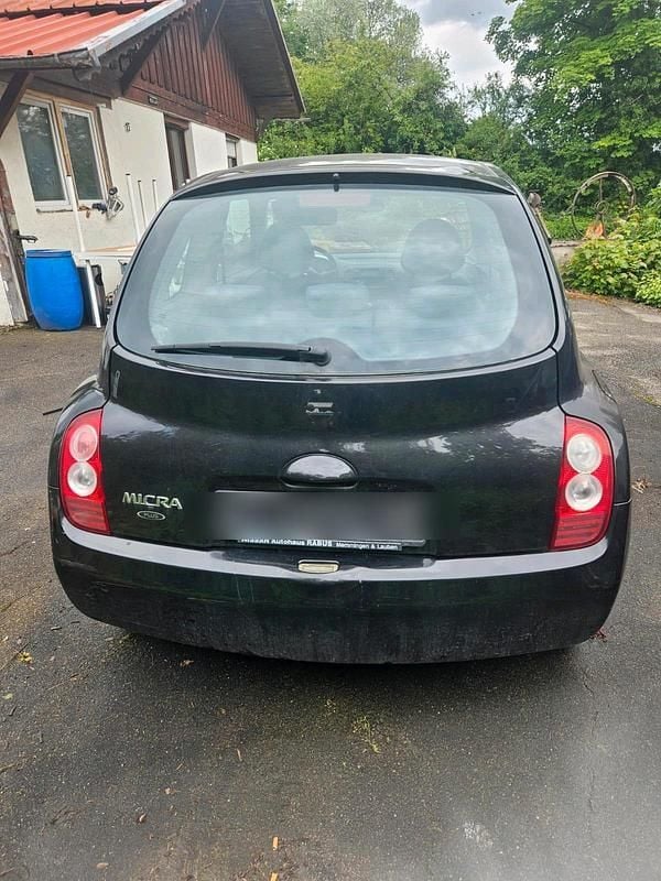 Schwarz Gebraucht 2004 Nissan Micra Kleinwagen | 1.000 € - Bild 1/4