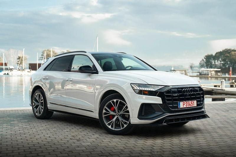 Weiß Gebraucht 2021 Audi Q8 Competition SUV | 49.000 € (Guter Preis) - Bild 1/4