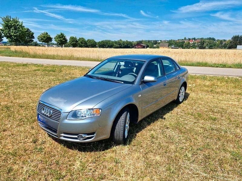 Grau Gebraucht 2005 Audi A4 Limousine | 3.900 € (Fairer Preis) - Bild 1/4