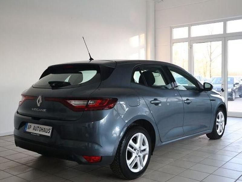 Gebraucht Renault Mégane IV 132 PS (97 kW) 2017 Grau Limousine