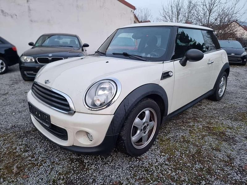 Gebraucht Mini ONE 75 PS (55 kW) 2011 Pepper white Kleinwagen