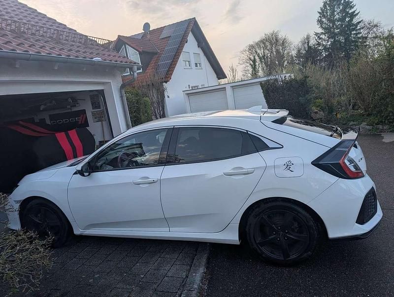 Gebraucht Honda Civic Elegance 129 PS (94 kW) 2018 Limousine