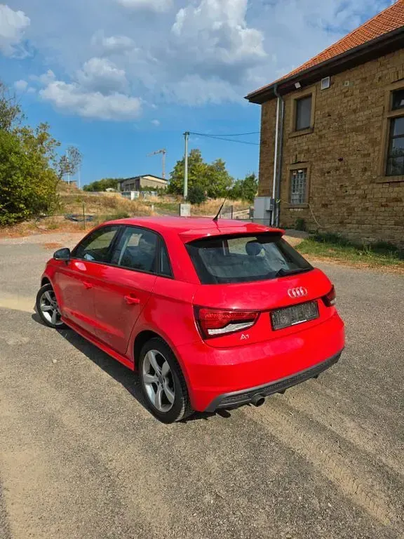 Gebraucht Audi A1 Sportback 95 PS (69 kW) 2016 Rot Kleinwagen