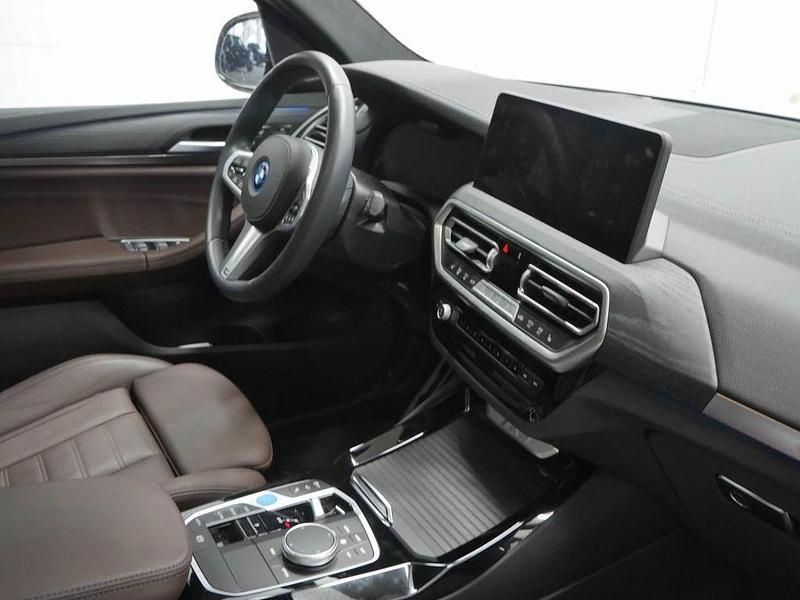 Gebraucht BMW iX3 Impressive 210 kW (286 PS) 2024 Schwarz SUV