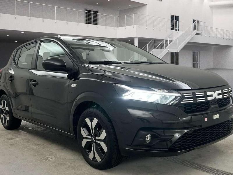 Gebraucht Dacia Sandero Expression 91 PS (66 kW) 2025 Perlmuttschwarz Kleinwagen