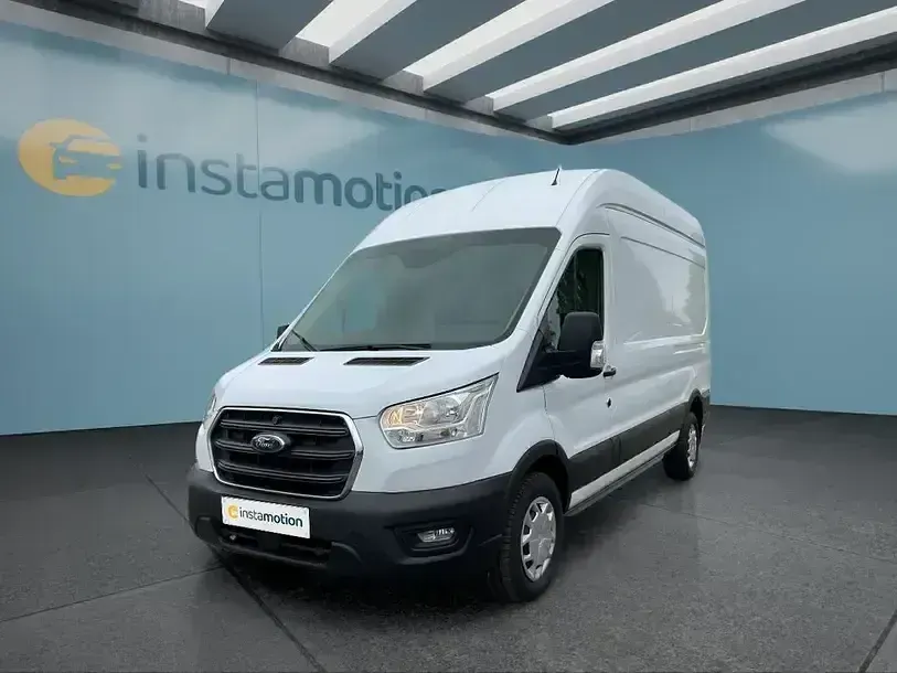 Używany Ford Transit Trend 131 KM (96 kW) 2021 Biały Sedan/Limuzyna