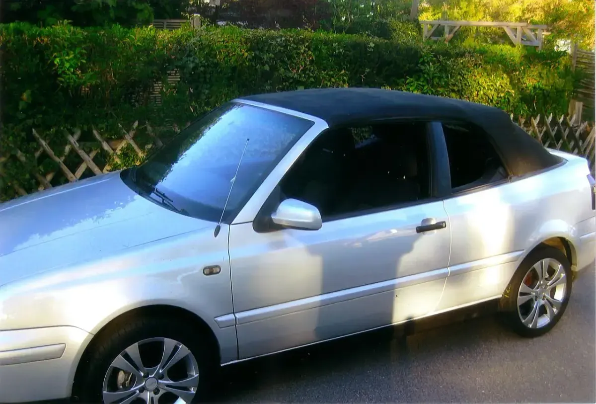 Gebraucht VW Golf IV Highline 100 PS (73 kW) 1999 Silber Cabrio