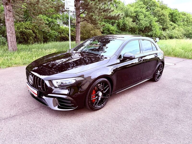 Schwarz Gebraucht 2020 Mercedes A45 AMG AMG Limousine | 36.990 € (Fairer Preis) - Bild 1/4