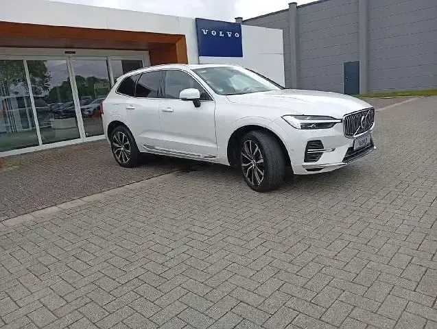 Gebraucht Volvo XC60 Ultimate 455 PS (334 kW) 2023 Crystal white pearl SUV