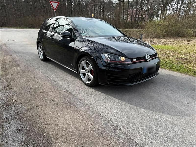 Gebraucht VW Golf GTI 220 PS (161 kW) 2014 Schwarz Coupé