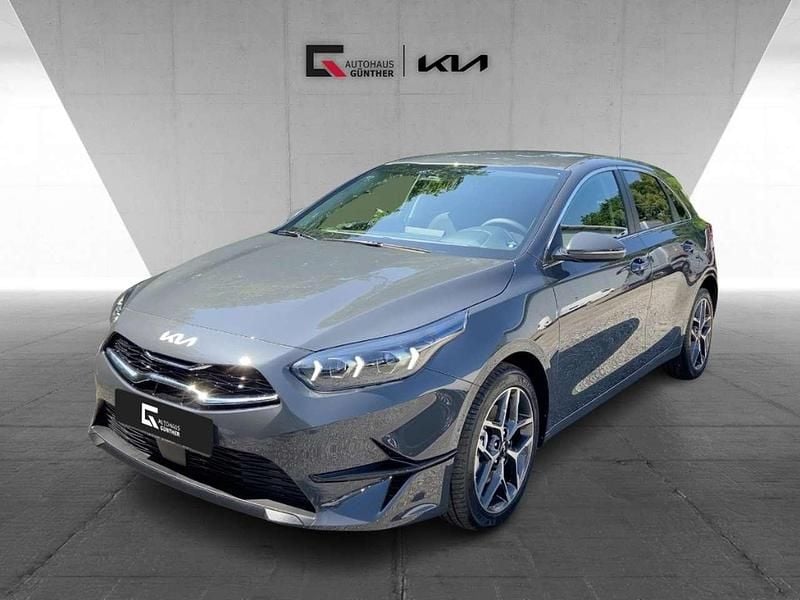 (h8g) dark penta metal m Neu 2025 Kia Ceed 4 Limousine | 26.690 € (Fairer Preis) - Bild 1/4