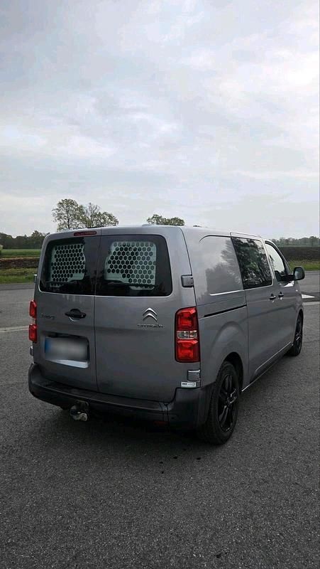 Second-hand Citroën Jumpy 180 CP (132 kW) 2020 Gri Monovolum