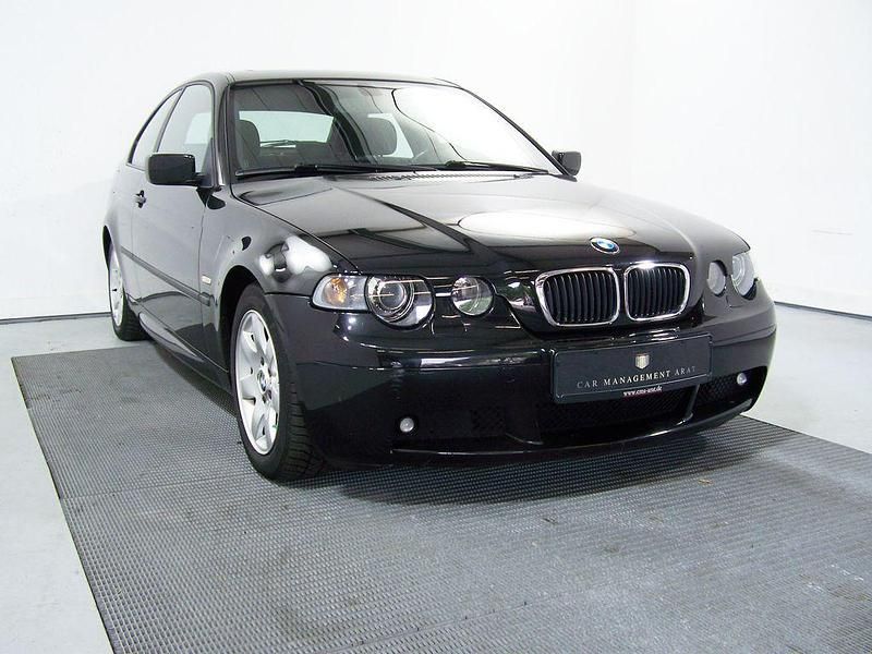 Gebraucht BMW 318 Compact Sport Line 143 PS (105 kW) 2003 Black sapphire metallic (metallic) Kleinwagen