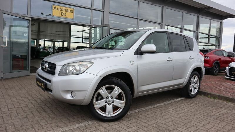 Silber Gebraucht 2008 Toyota RAV4 Executive SUV | 7.997 € (Fairer Preis) - Bild 1/4