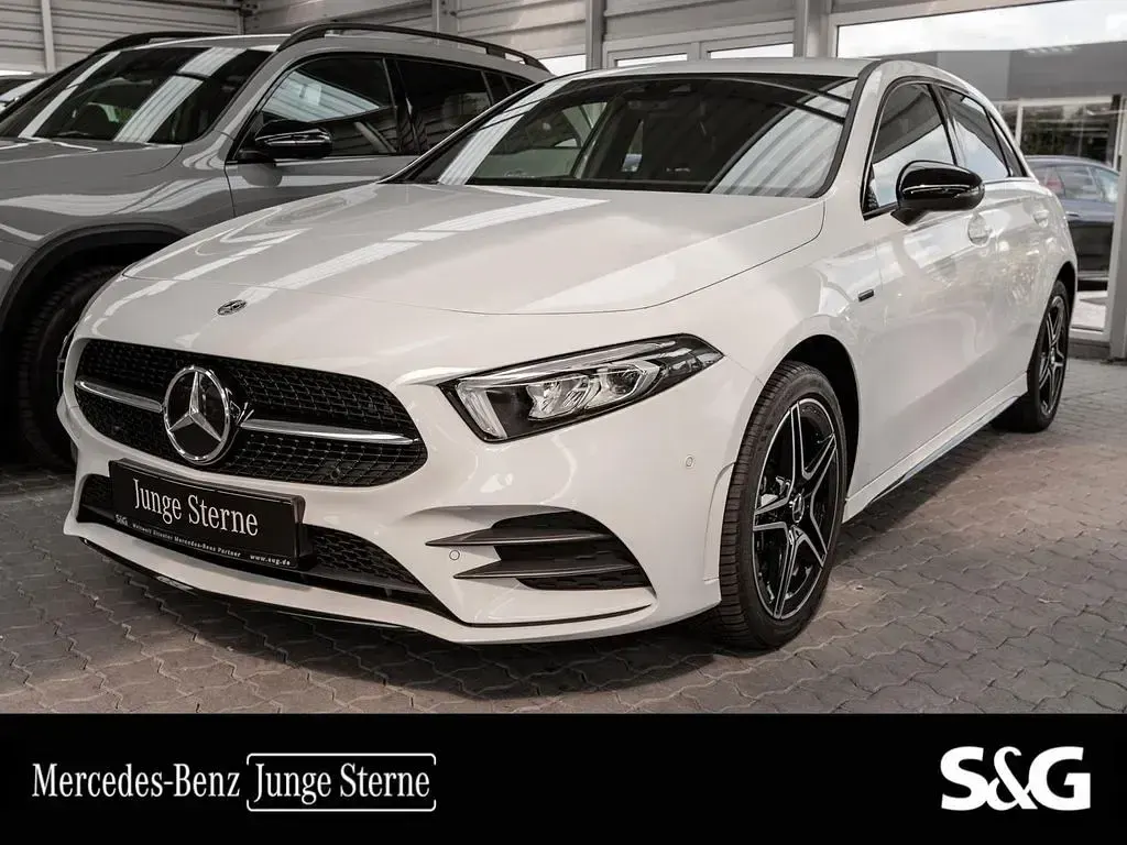 Gebraucht Mercedes A250 AMG 160 PS (117 kW) 2021 Limousine