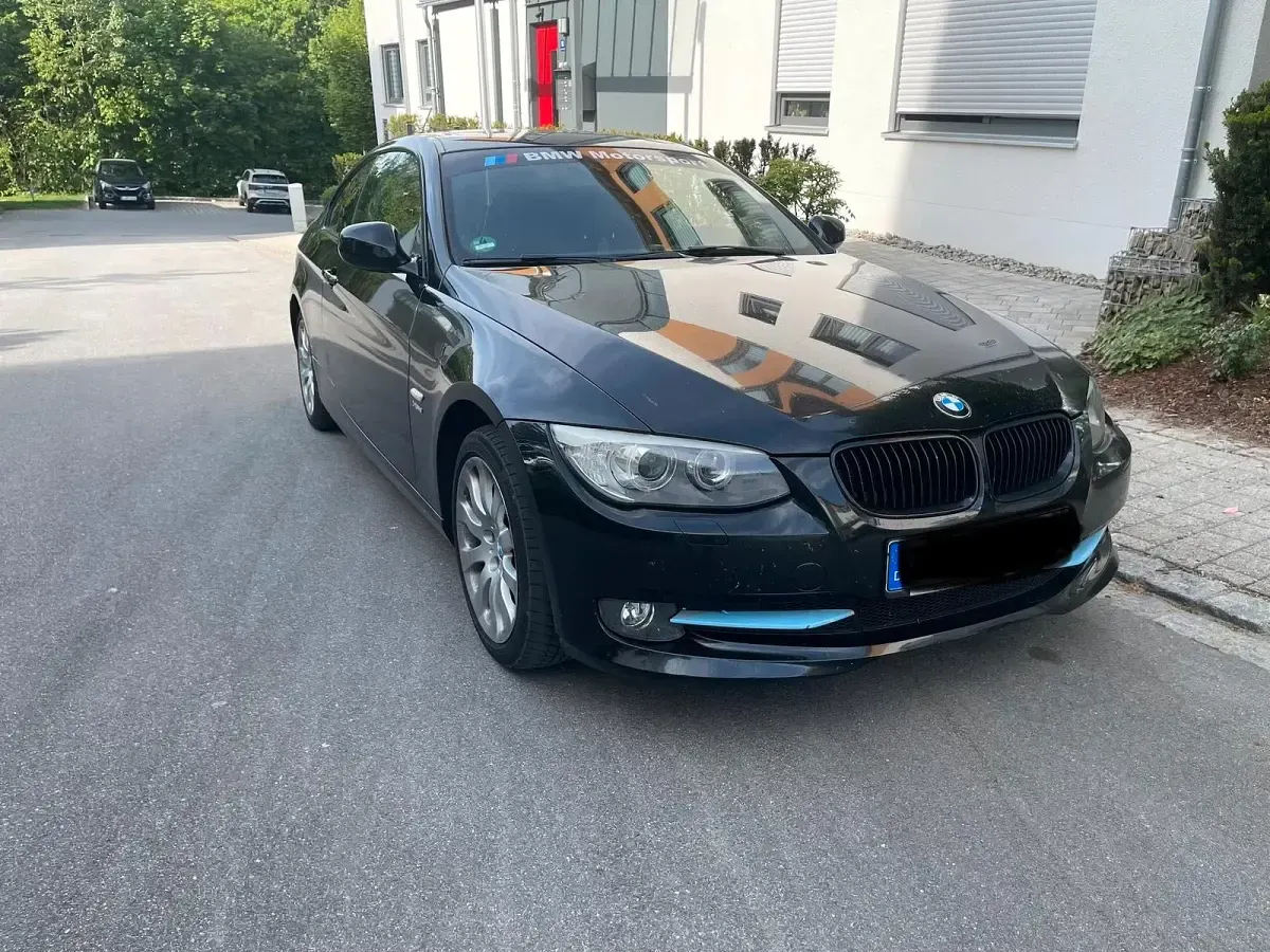 Brugt BMW 330 Performance 272 HK (200 kW) 2011 Sort Coupe