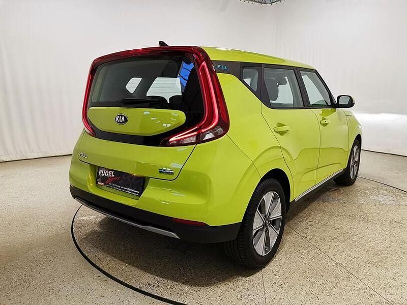 Gebraucht Kia Soul Edition 7 100 kW (136 PS) 2021 Space cadet green SUV