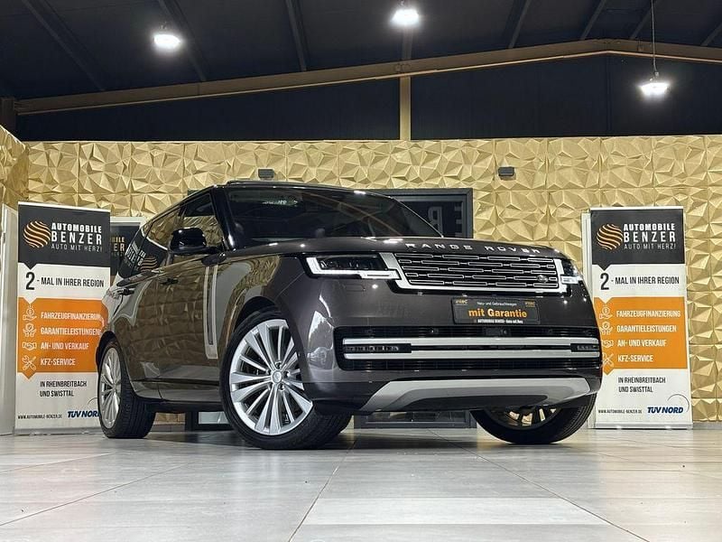 Grau Gebraucht 2023 Land Rover Range Rover First Edition SUV | 135.950 € (Superpreis) - Bild 1/4