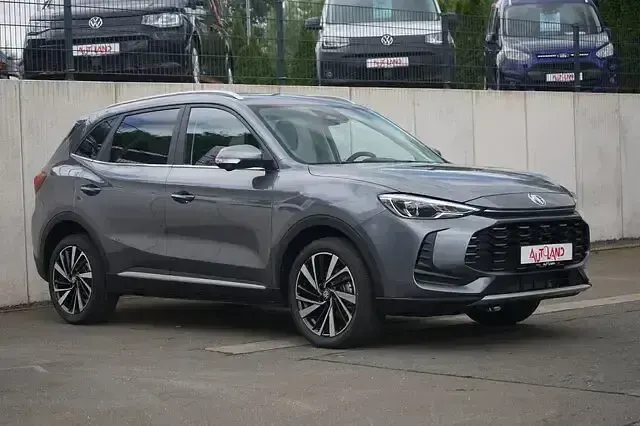 Neu MG ZS Luxury 197 PS (144 kW) 2026 Grau SUV