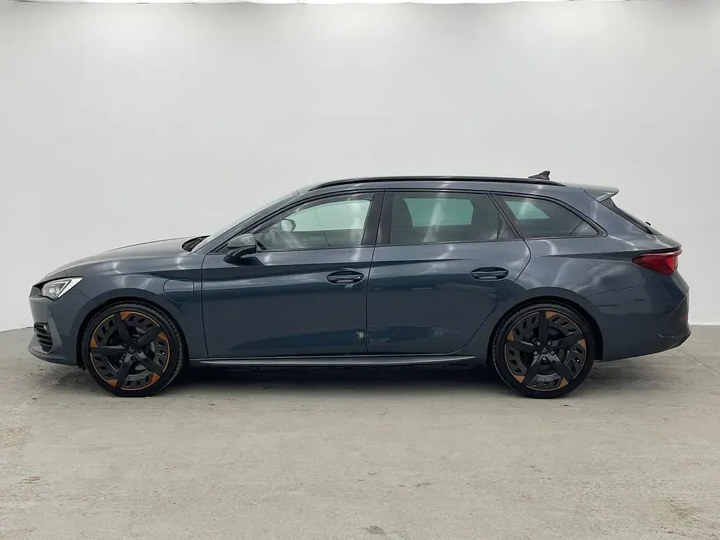 Gebraucht Cupra Leon VZ 245 PS (180 kW) 2022 Grau Kombi