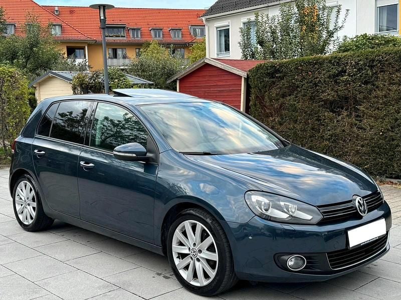 Blau Gebraucht 2010 VW Golf VI Highline Limousine | 6.500 € (Fairer Preis) - Bild 1/4