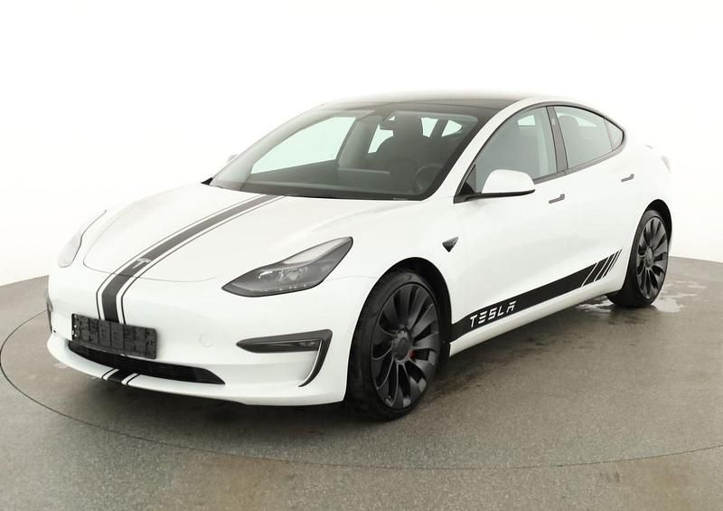 Gebraucht Tesla Model 3 Performance 377 kW (513 PS) 2021 Pearl white multicoat Limousine