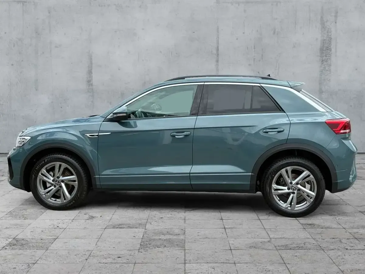 Gebraucht VW T-Roc R-line 150 PS (110 kW) 2025 Petroleum blue metallic SUV