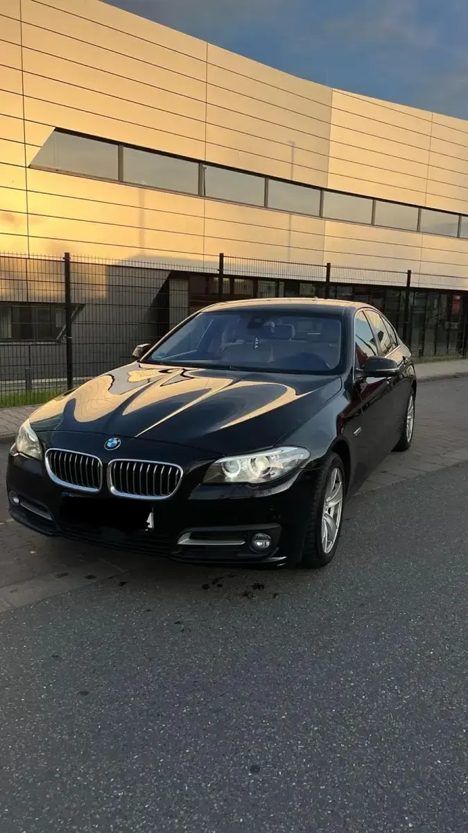 Gebraucht BMW 520 2015 Schwarz Limousine