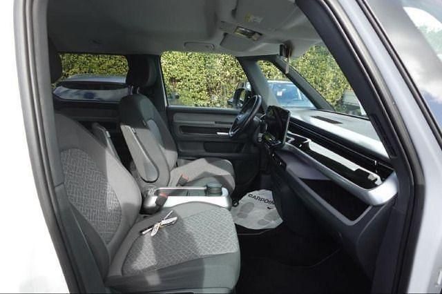 Gebraucht VW ID. Buzz Pro 150 kW (204 PS) 2024 Candyweiß Van / Kleinbus