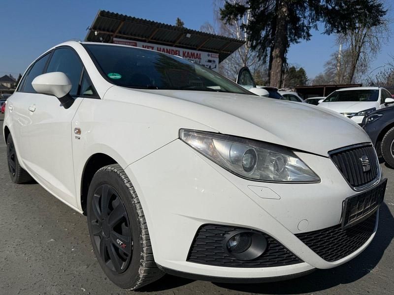 Weiß Gebraucht 2011 Seat Ibiza ST Sport Kombi | 4.999 € (Fairer Preis) - Bild 1/4