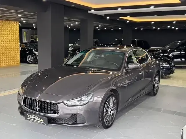 Gebraucht Maserati Ghibli 275 PS (202 kW) 2016 Grau Limousine