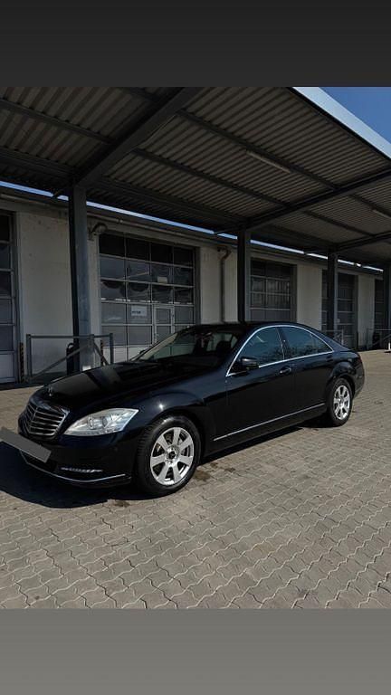 Gebraucht Mercedes S350 258 PS (189 kW) 2012 Schwarz Limousine