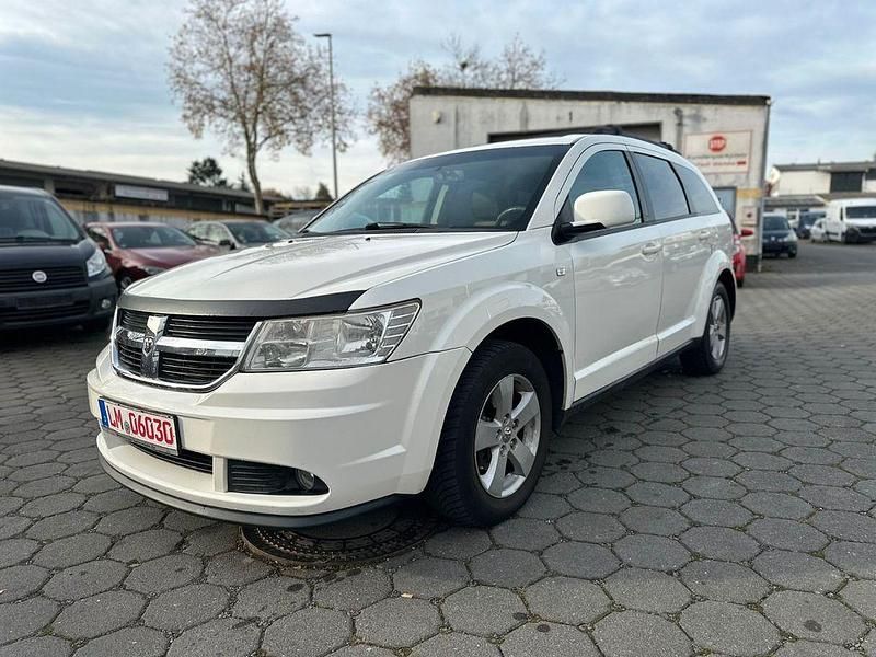 Weiß Gebraucht 2011 Dodge Journey SE SUV | 7.999 € - Bild 1/4