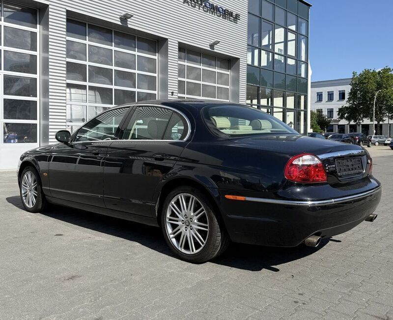 Gebraucht Jaguar S-Type Executive 207 PS (152 kW) 2006 Schwarz Limousine