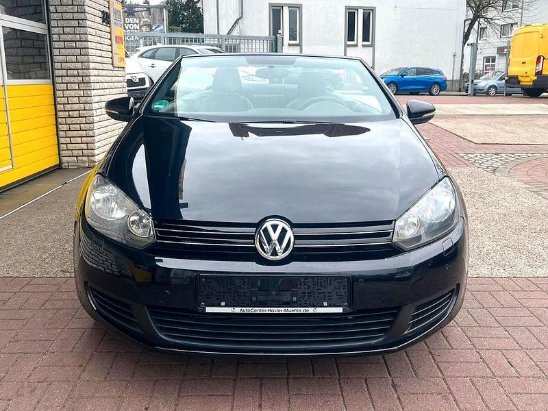 Gebraucht VW Golf Cabriolet Basis 105 PS (77 kW) 2013 Schwarz Cabrio