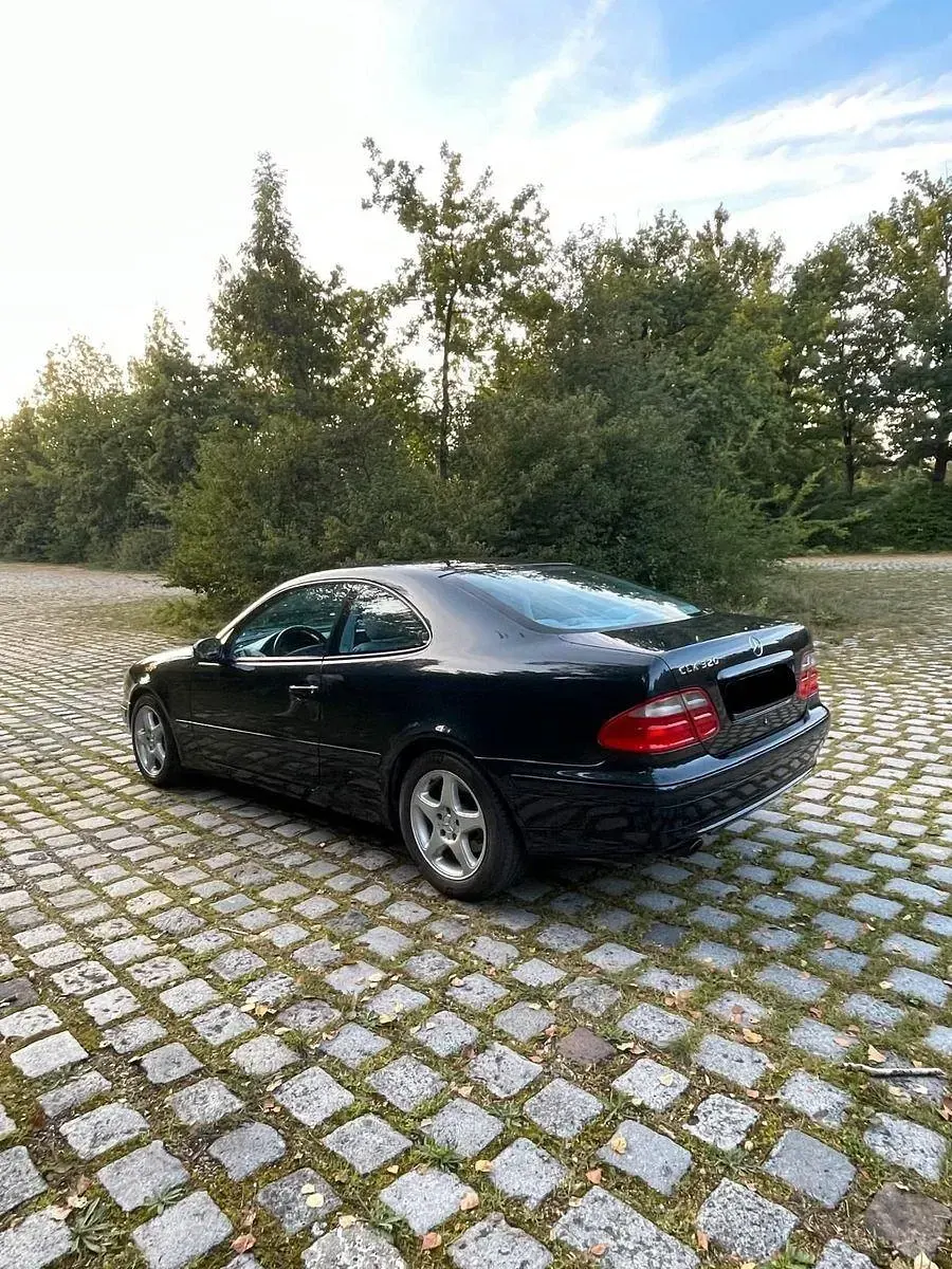 Gebraucht Mercedes CLK320 Avantgarde 218 PS (160 kW) 2000 Schwarz Coupé