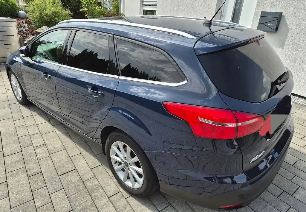Gebraucht Ford Focus Titanium 150 PS (110 kW) 2016 Blau Limousine