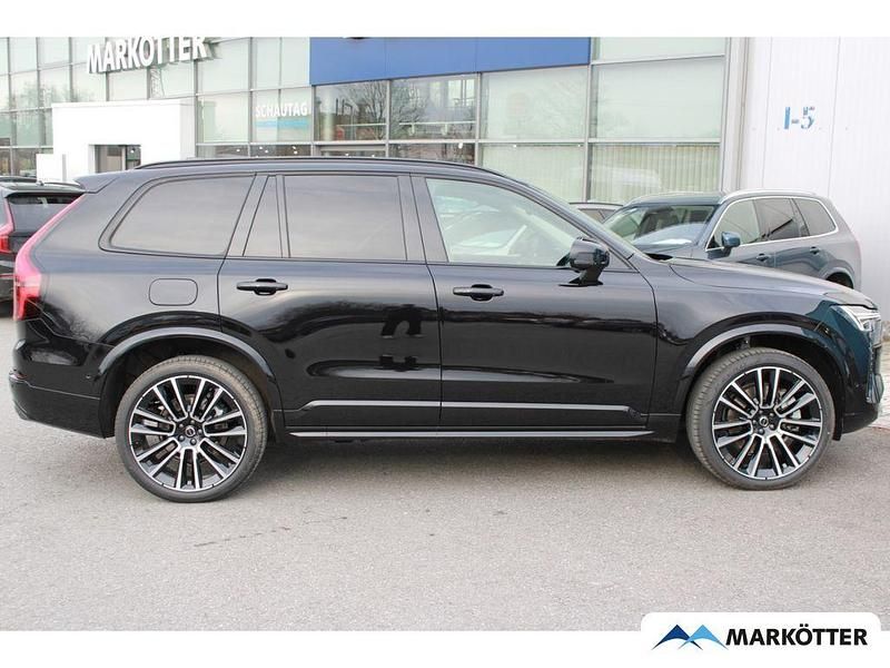 Neu Volvo XC90 Plus 455 PS (334 kW) 2025 Schwarz SUV